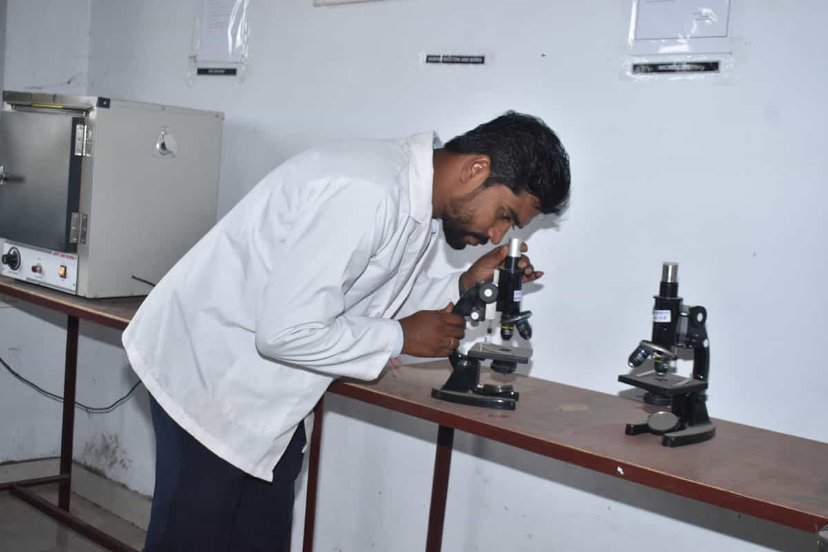 RNDUBEYPHARMACY (12) RNDUBEYPHARMACY (12)